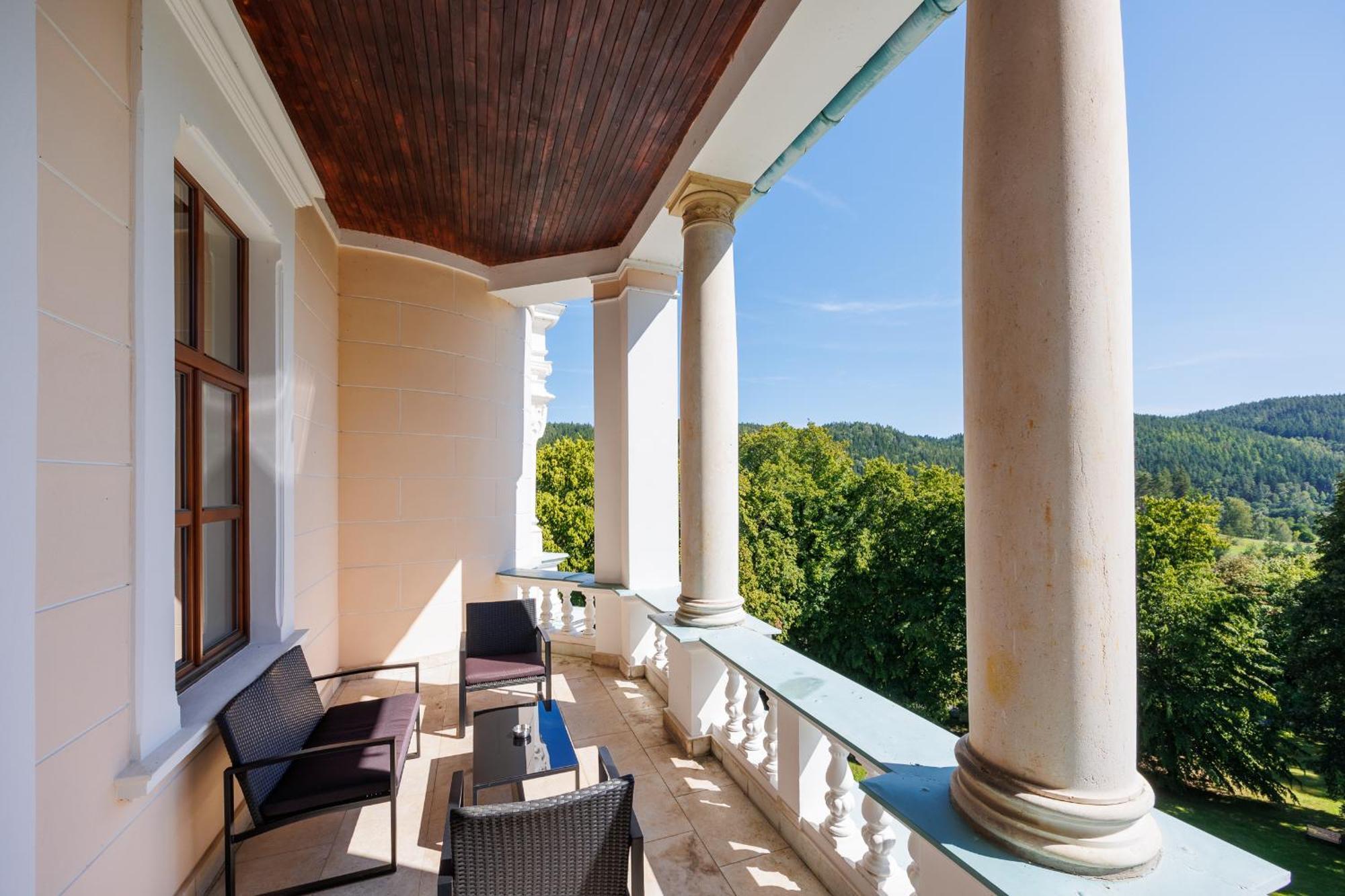 Chateau Cihelny Karlovy Vary Luaran gambar