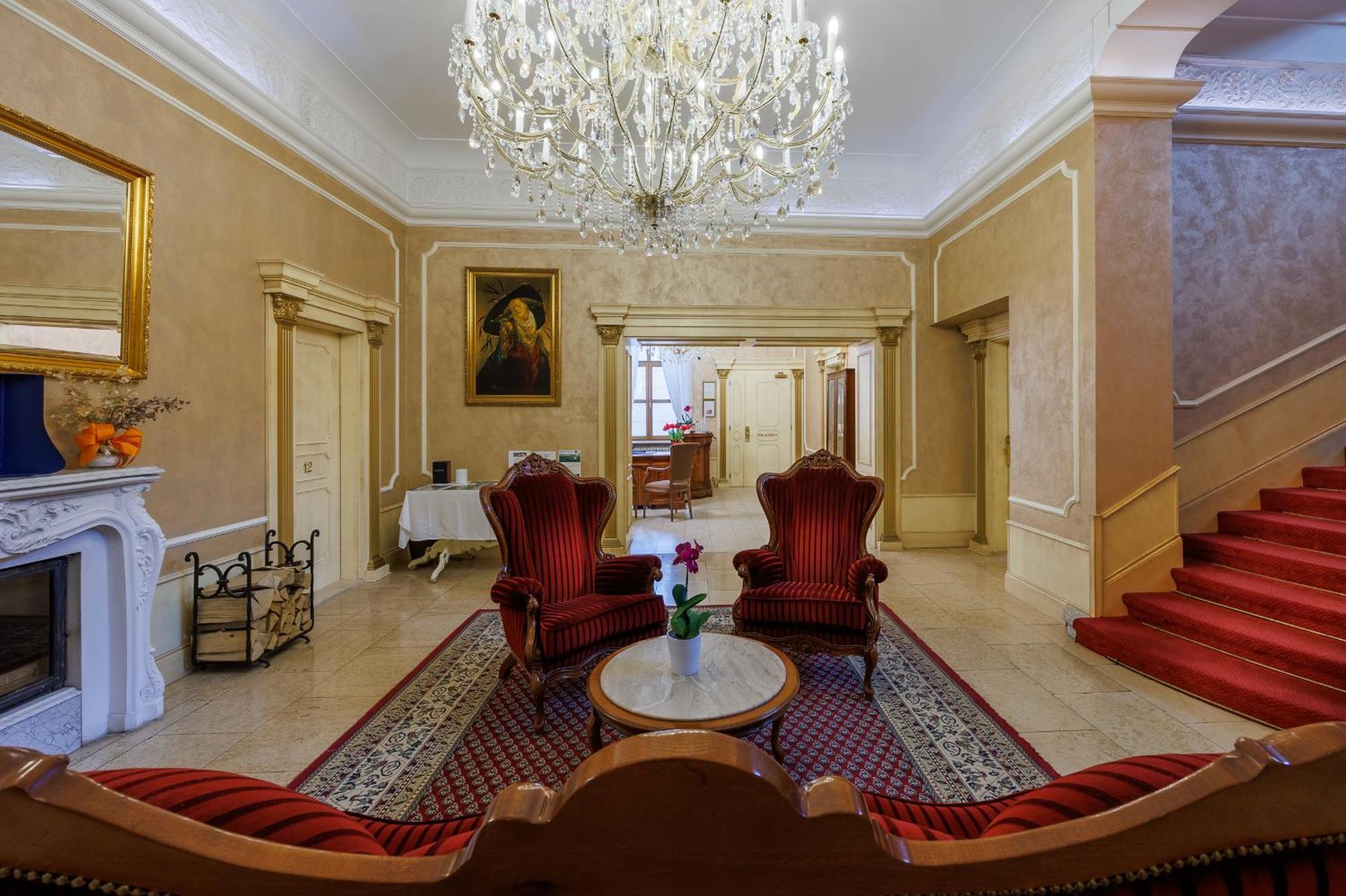 Chateau Cihelny Karlovy Vary Luaran gambar