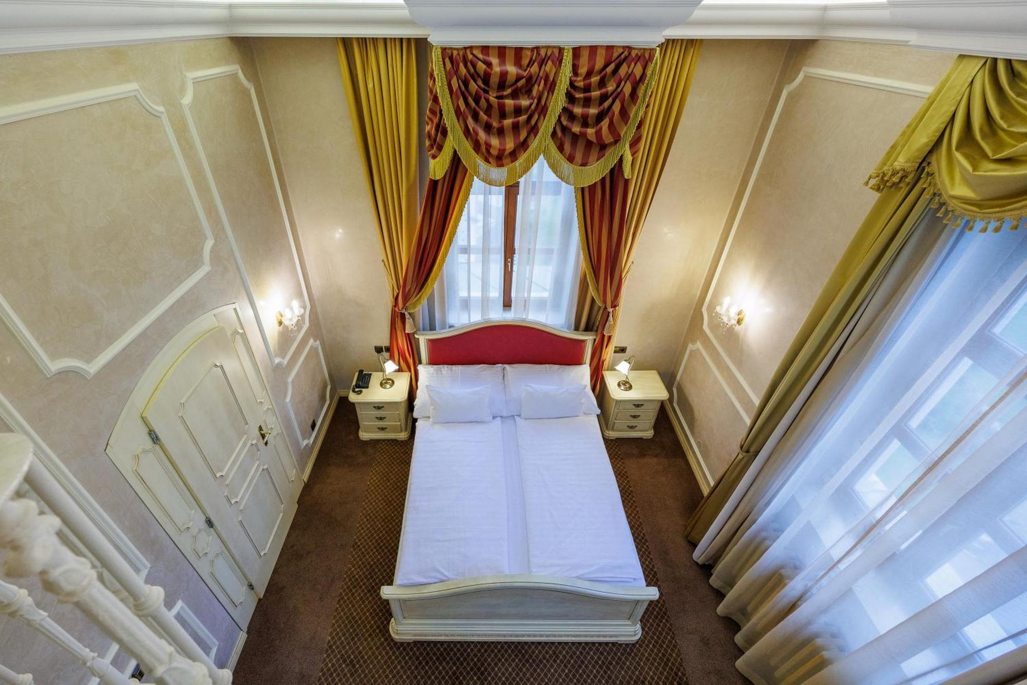 Chateau Cihelny Karlovy Vary Luaran gambar