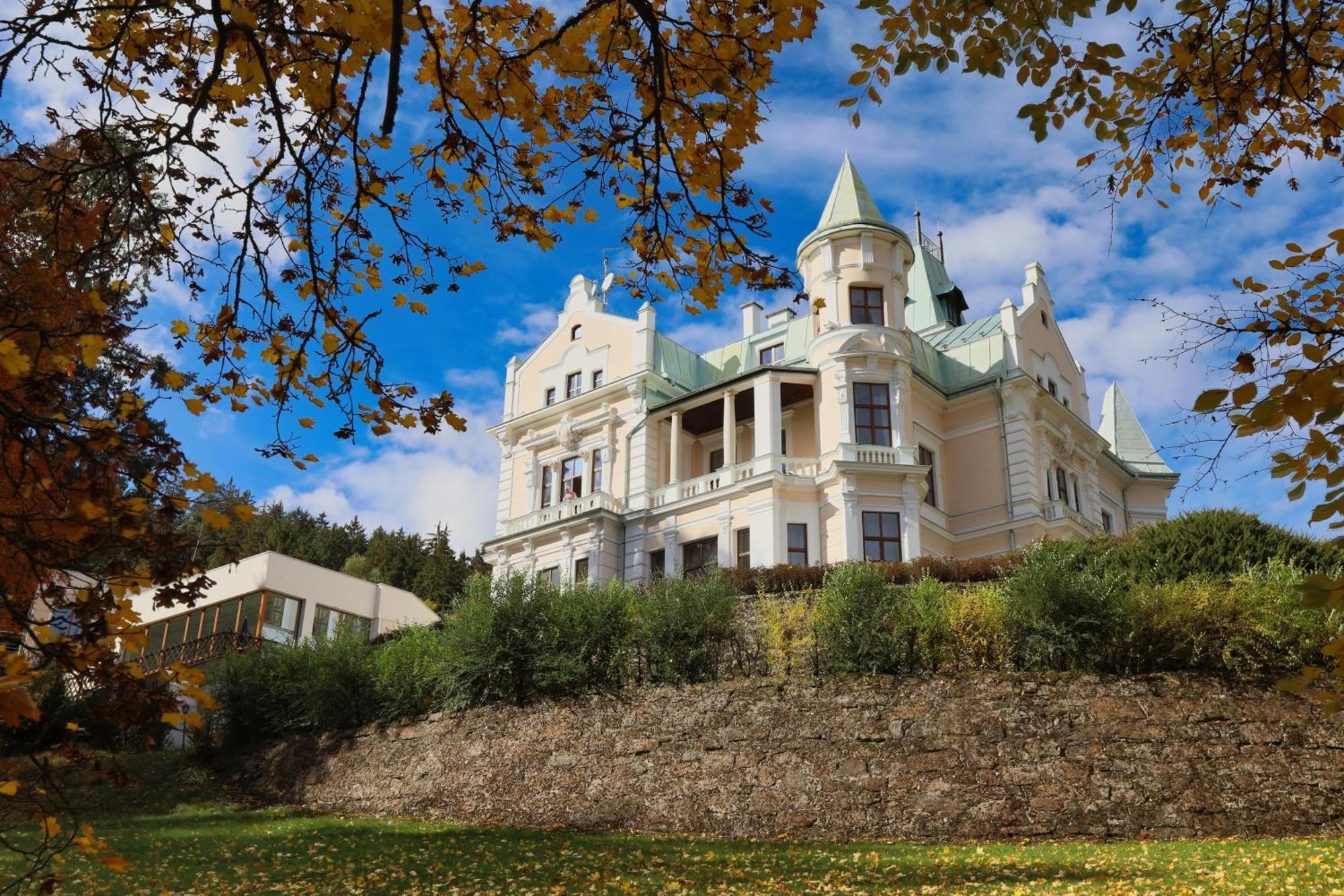 Chateau Cihelny Karlovy Vary Luaran gambar