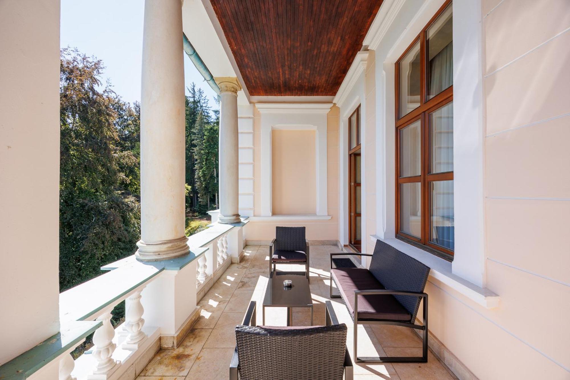 Chateau Cihelny Karlovy Vary Luaran gambar